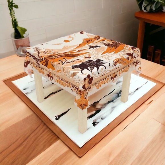 Cowgirl Tablecloth | Boho Tablecloth | Vintage Tablecloth | Rectangle Square - Picture 4 of 9